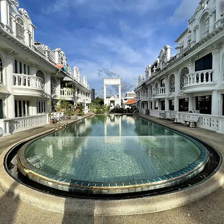 Central Of Bangkok First White Room